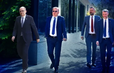 Sa Schmidtom bi trebali otići i oni koje je on na vlast nametnuo i Bošnjacima podmetnuo