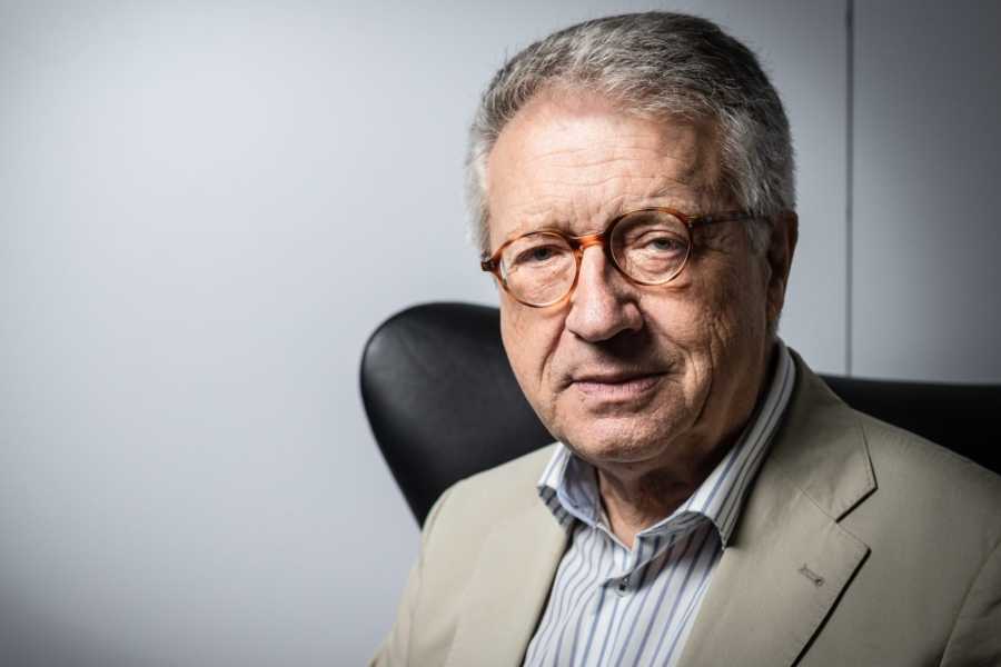 BIVŠI VISOKI PREDSTAVNIK WOLFGANG PETRISCH ALARMIRA: “OHR je trebao biti zatvoren još 2006. godine, ali sada ga treba zatvoriti, jer pazite šta rade Dodik i Čović…” BIVŠI VISOKI PREDSTAVNIK WOLFGANG PETRISCH ALARMIRA: “OHR je trebao biti zatvoren još 2006. godine, ali sada ga treba zatvoriti, jer pazite šta rade Dodik i Čović…”