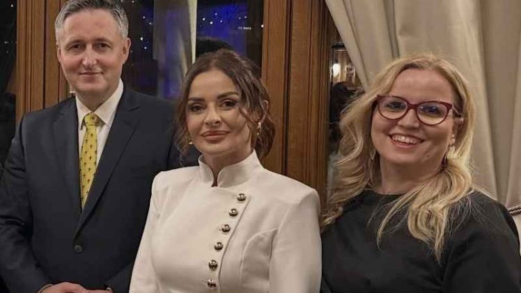 Geografske širine i stranačke dubine: Nova runda političkog inžinjeringa u režiji Trojke
