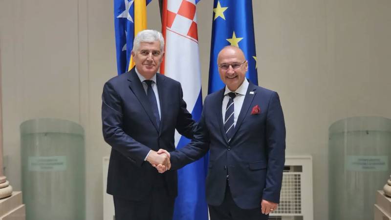 Predizborno hodočašće u Zagreb: Čovićev “evropski put” preko etničkih barikada Predizborno hodočašće u Zagreb: Čovićev “evropski put” preko etničkih barikada