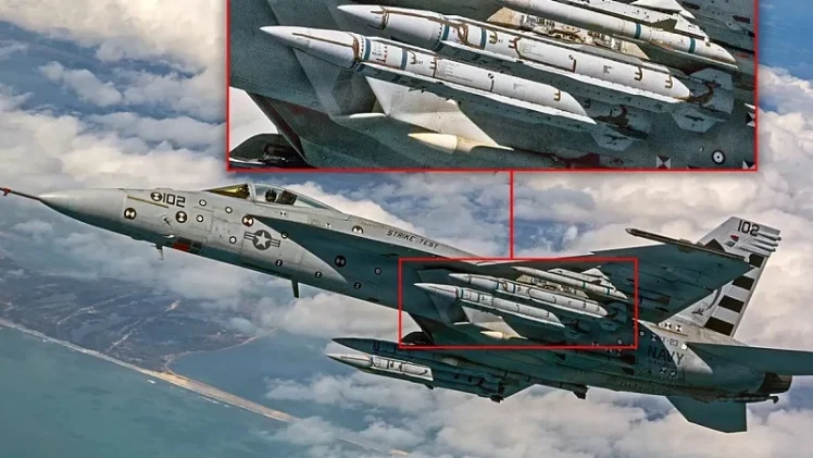Otkriveno novo moćno oružje Američke mornarice: Predstavljen ranije tajni projektil ekstremnog dometa AIM-424 “Zloba”