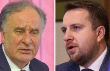 Kako je (s)rušen Bogić Bogićević, da bi Skaka ostao gradonačelnik: ‘Skaki fale dva glasa'… ‘Istjeraj tog smrada’