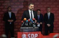 Trojka u mreži vlastitog licemjerja